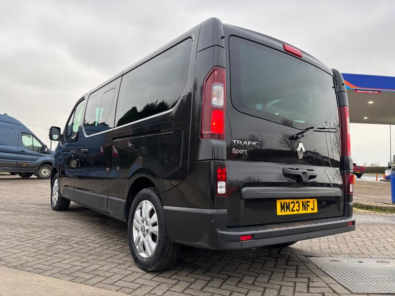 RENAULT TRAFIC