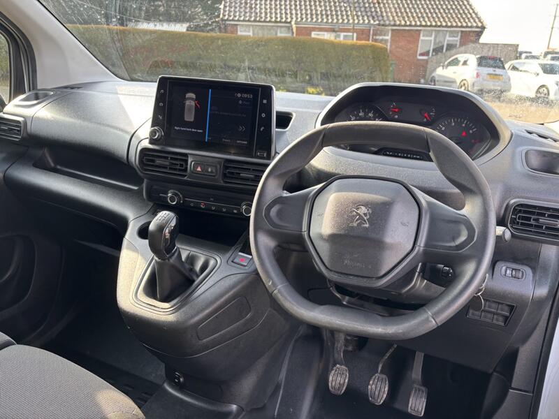 PEUGEOT PARTNER