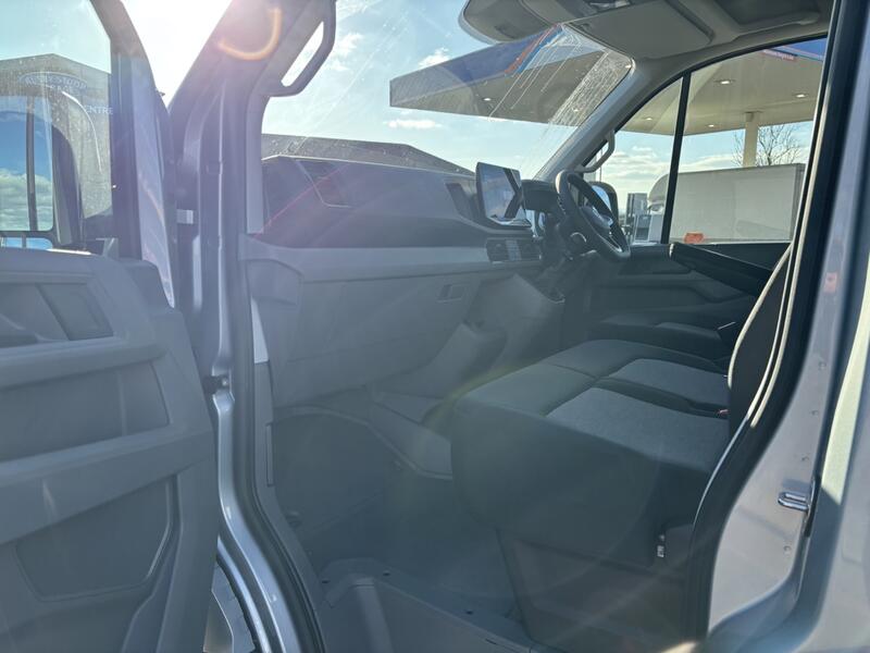 VOLKSWAGEN CRAFTER