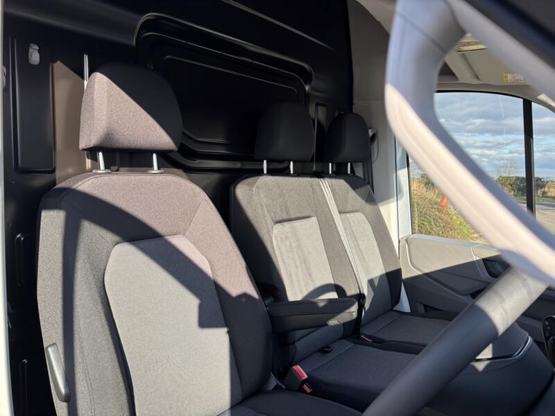 VOLKSWAGEN CRAFTER