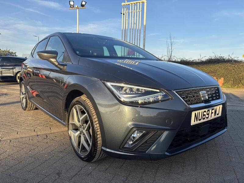 SEAT IBIZA