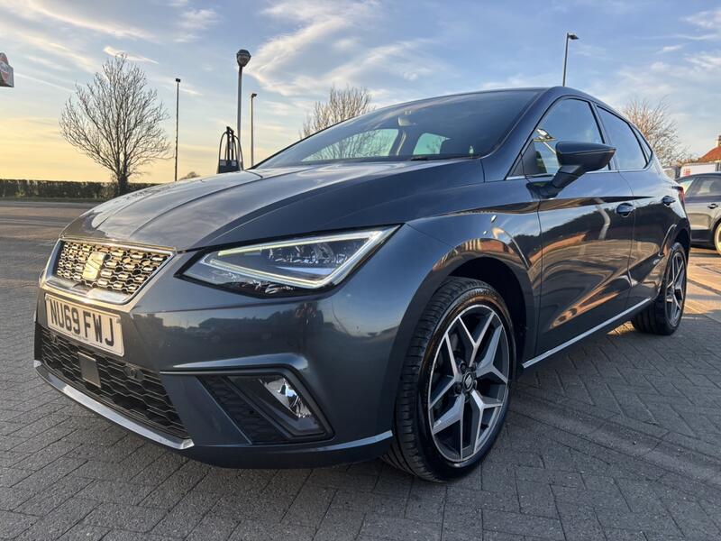 SEAT IBIZA