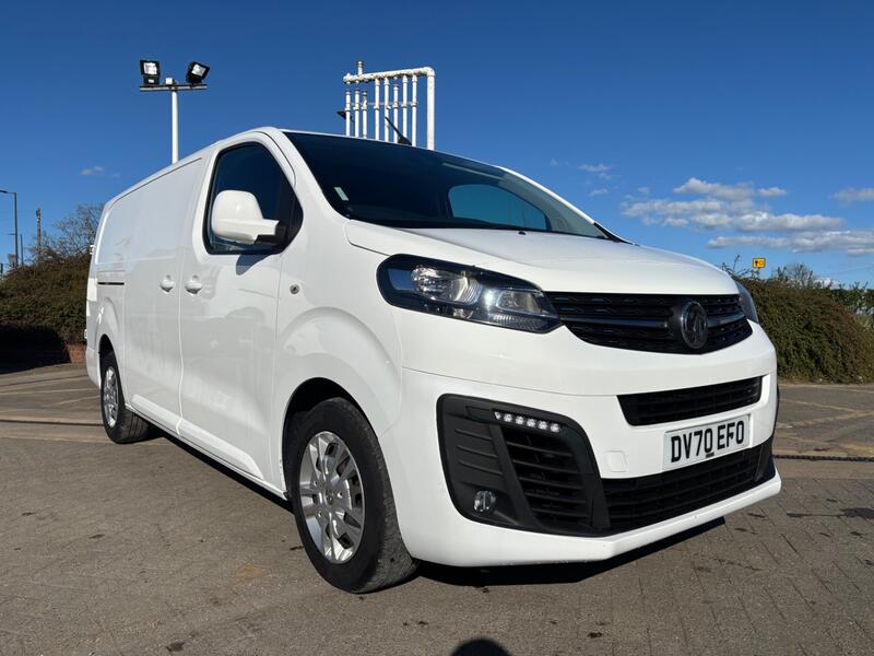 VAUXHALL VIVARO