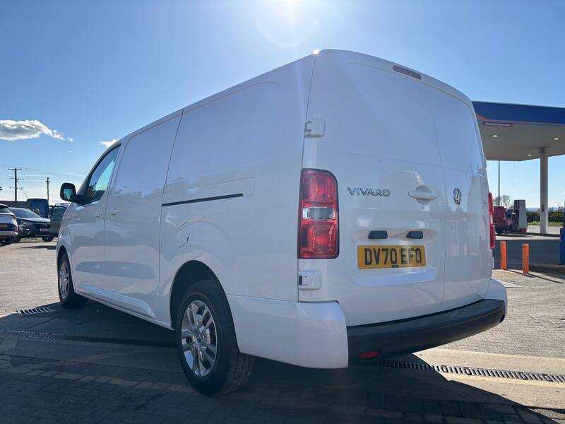 VAUXHALL VIVARO