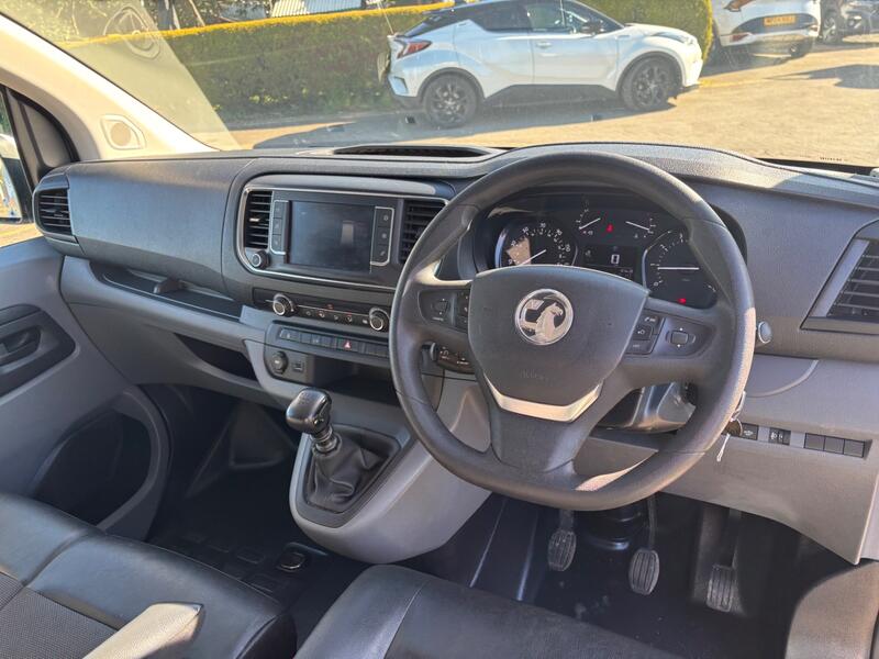 VAUXHALL VIVARO