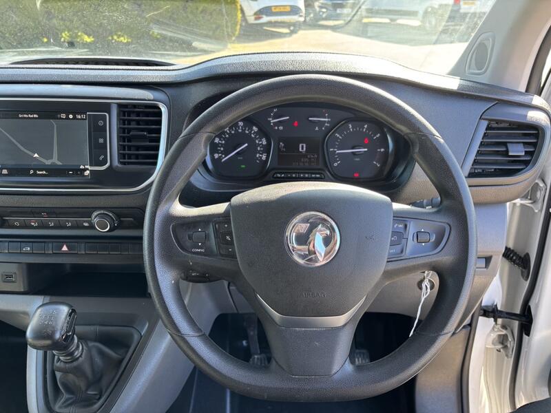 VAUXHALL VIVARO